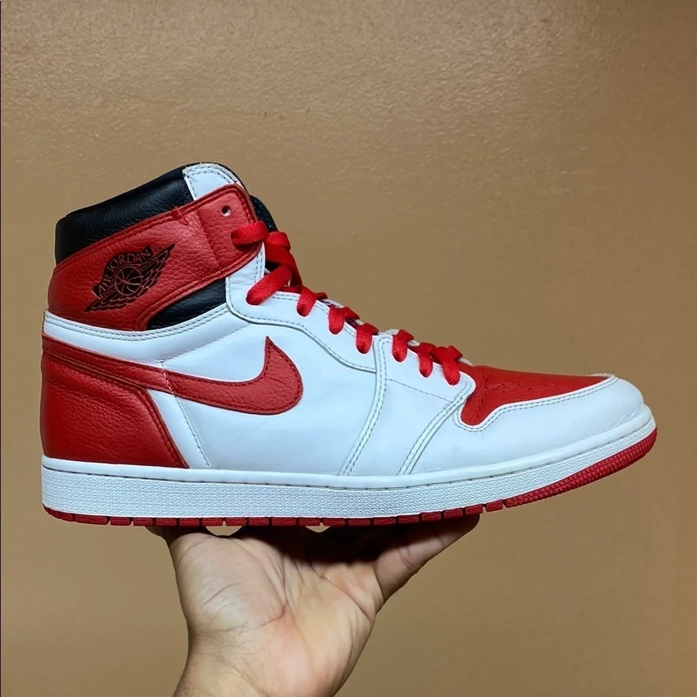 Air Jordan 1 Retro High OG “Heritage”